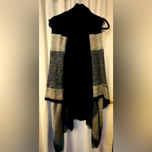 OS Black and Gray Open Front Sweater Vest